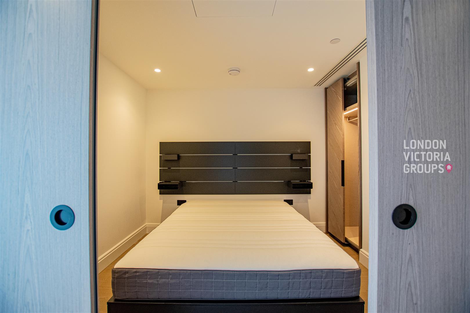 The Dumont, 27 Albert Embankment, London